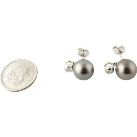 Vintage 14 Karat White Gold Black Pearl and Diamond Earrings #3318 - Picture 2 of 7